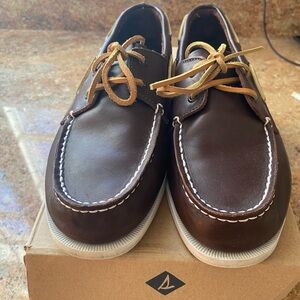 Sperry topsiders like new